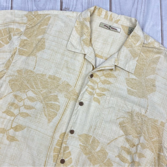 Tommy Bahama Other - Tommy Bahama Short Sleeve Button Up Silk Hawaiian Shirt Golden Yellow Sz XL